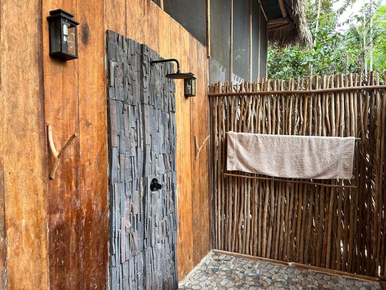 Awaken Amazonian Healing Resort All Inclusive Iquitos Zimmer foto